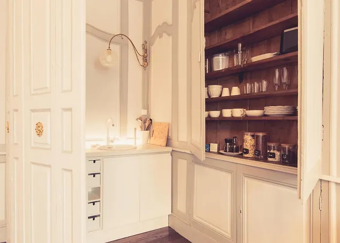 La Maison De La Liberte Jeanne Barret Apartment Poitiers