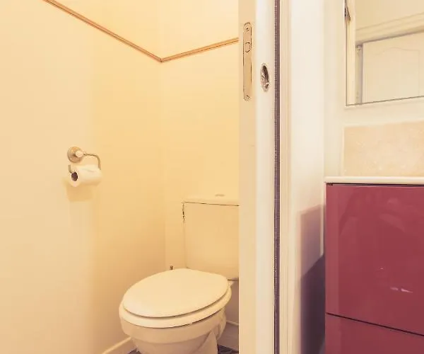 La Maison De La Liberte Jeanne Barret Apartment