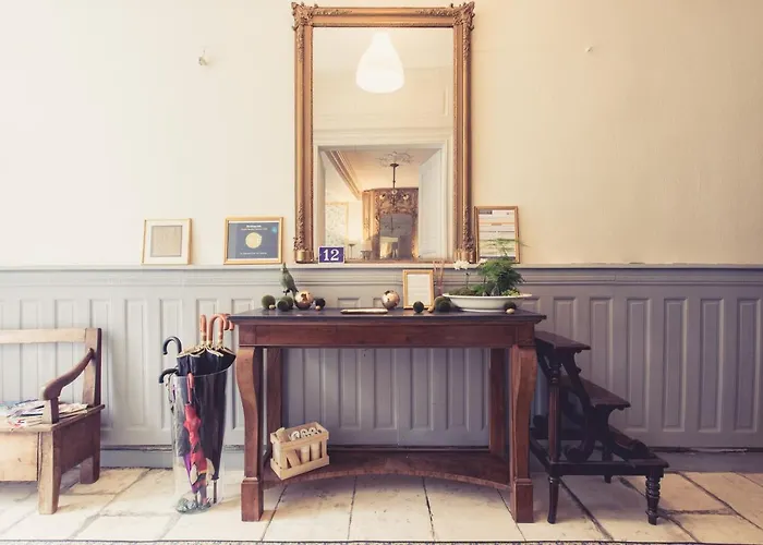 La Maison De La Liberte Jeanne Barret * Poitiers